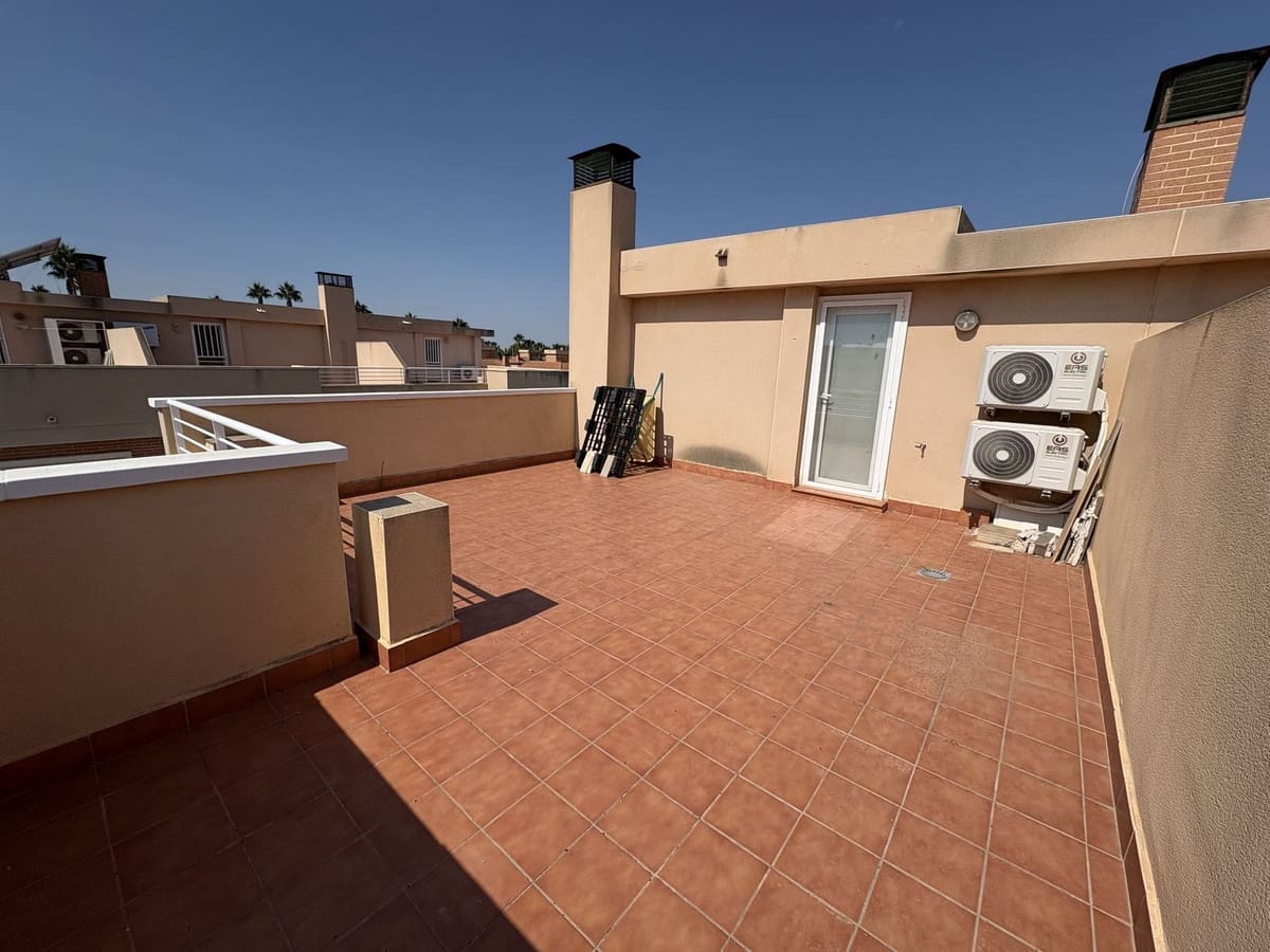 3 soveværelse Byhus til salg i Santa Pola med swimmingpool garage - € 390.000 (Ref: 10159704)