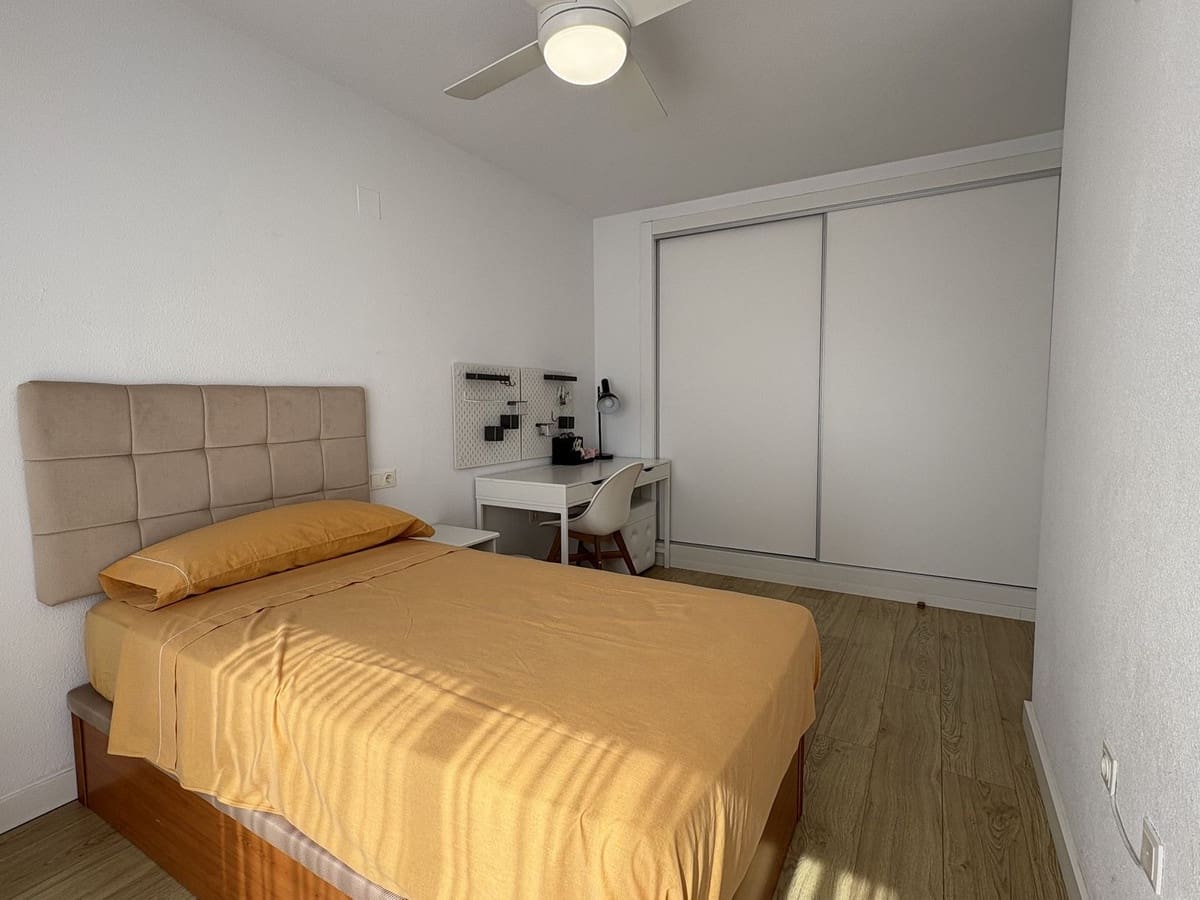 3 soveværelse Byhus til salg i Santa Pola med swimmingpool garage - € 390.000 (Ref: 10159704)