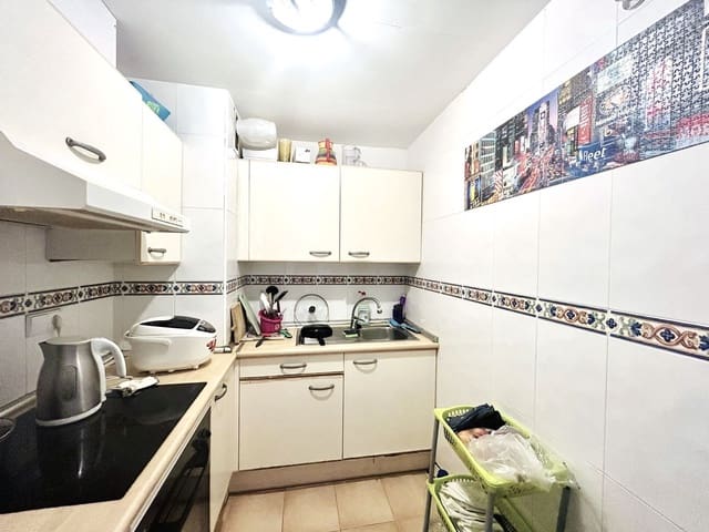 2 soverom Leilighet til salgs i Puerto Deportivo, Torrevieja med svømmebasseng - € 149 900 (Ref: 10159705)