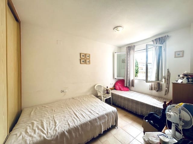 2 soverom Leilighet til salgs i Puerto Deportivo, Torrevieja med svømmebasseng - € 149 900 (Ref: 10159705)