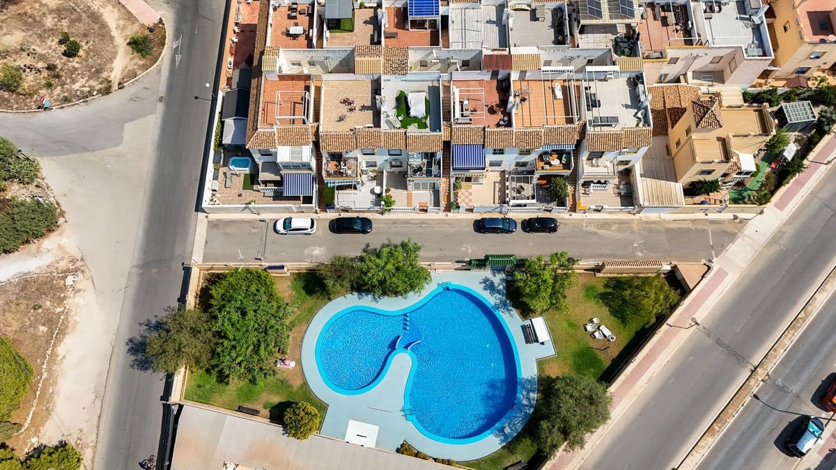 3 soveværelse Lejlighed til salg i Orihuela med swimmingpool - € 179.000 (Ref: 10159706)