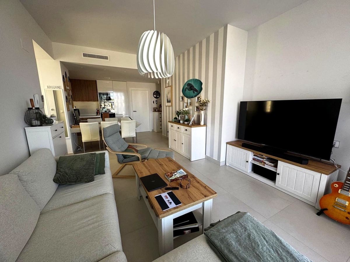 Apartamento de 3 habitaciones en Torrevieja en venta con piscina garaje - 314.900 € (Ref: 10159713)