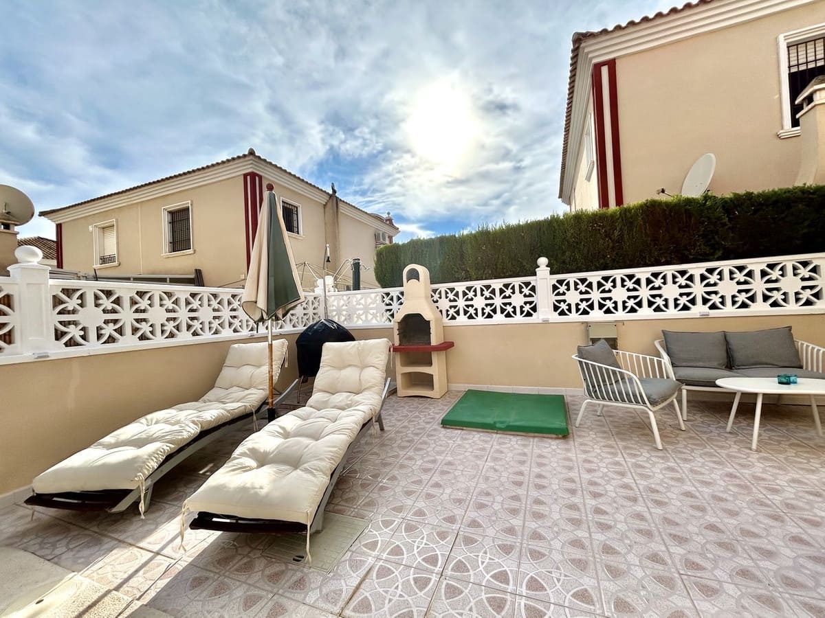 3 sypialnia Dom na sprzedaż w Orihuela z basenem garażem - 345 000 € (Ref: 10159714)