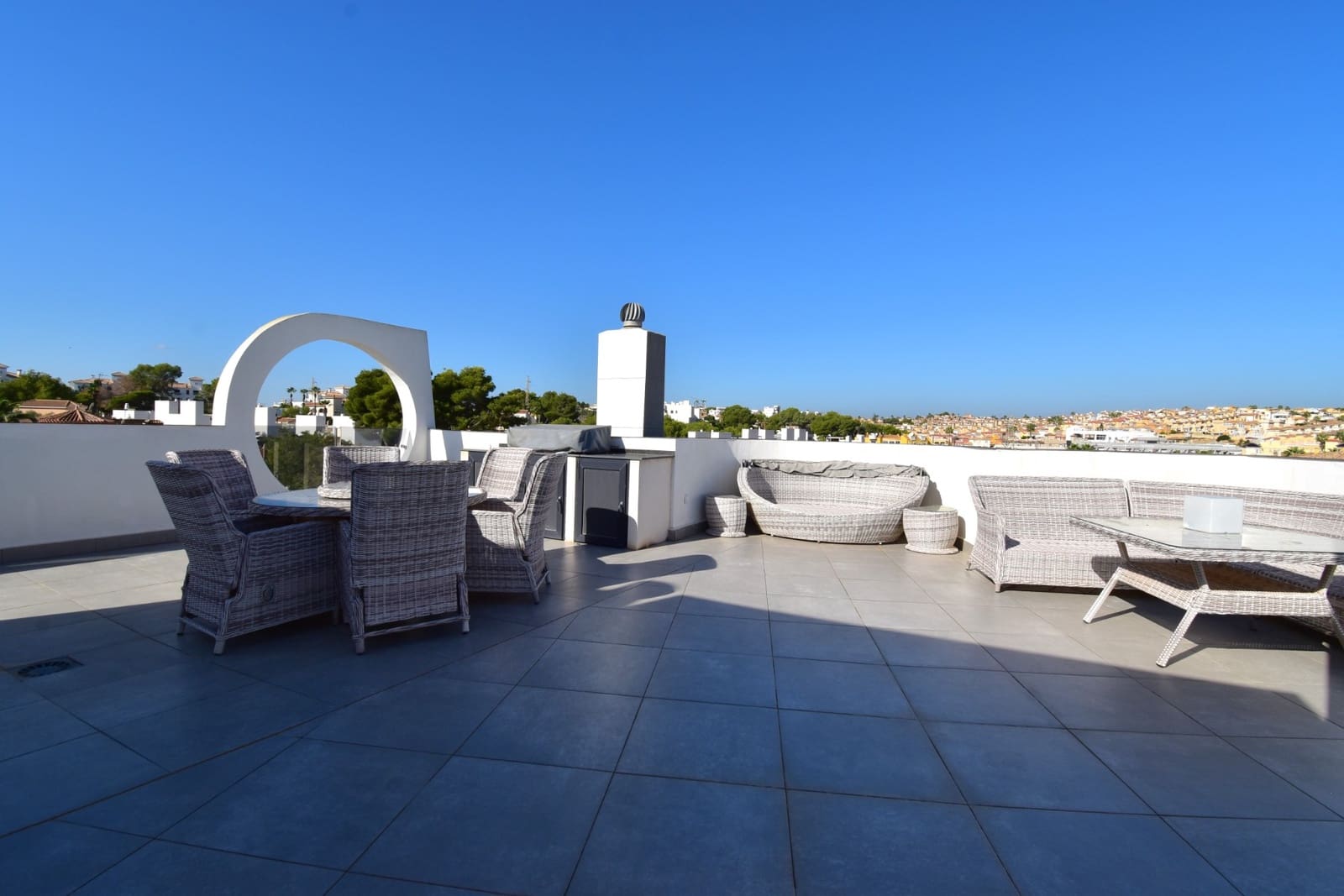 4 bedroom Apartment for sale in Orihuela Costa with pool garage - € 329,000 (Ref: 10159716)