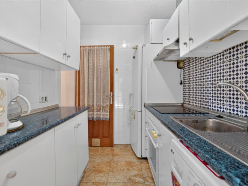3 soveværelse Byhus til salg i Torrevieja med swimmingpool - € 184.000 (Ref: 10159717)
