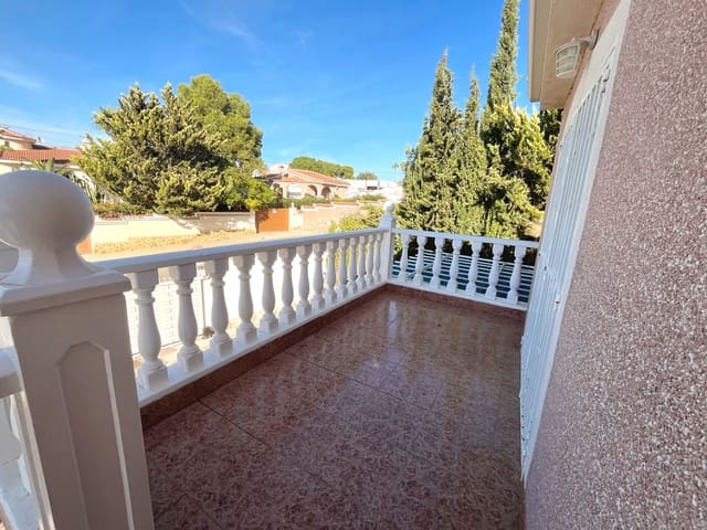 4 slaapkamer Villa te koop in Ciudad Quesada, Rojales met zwembad garage - € 549.995 (Ref: 10159723)