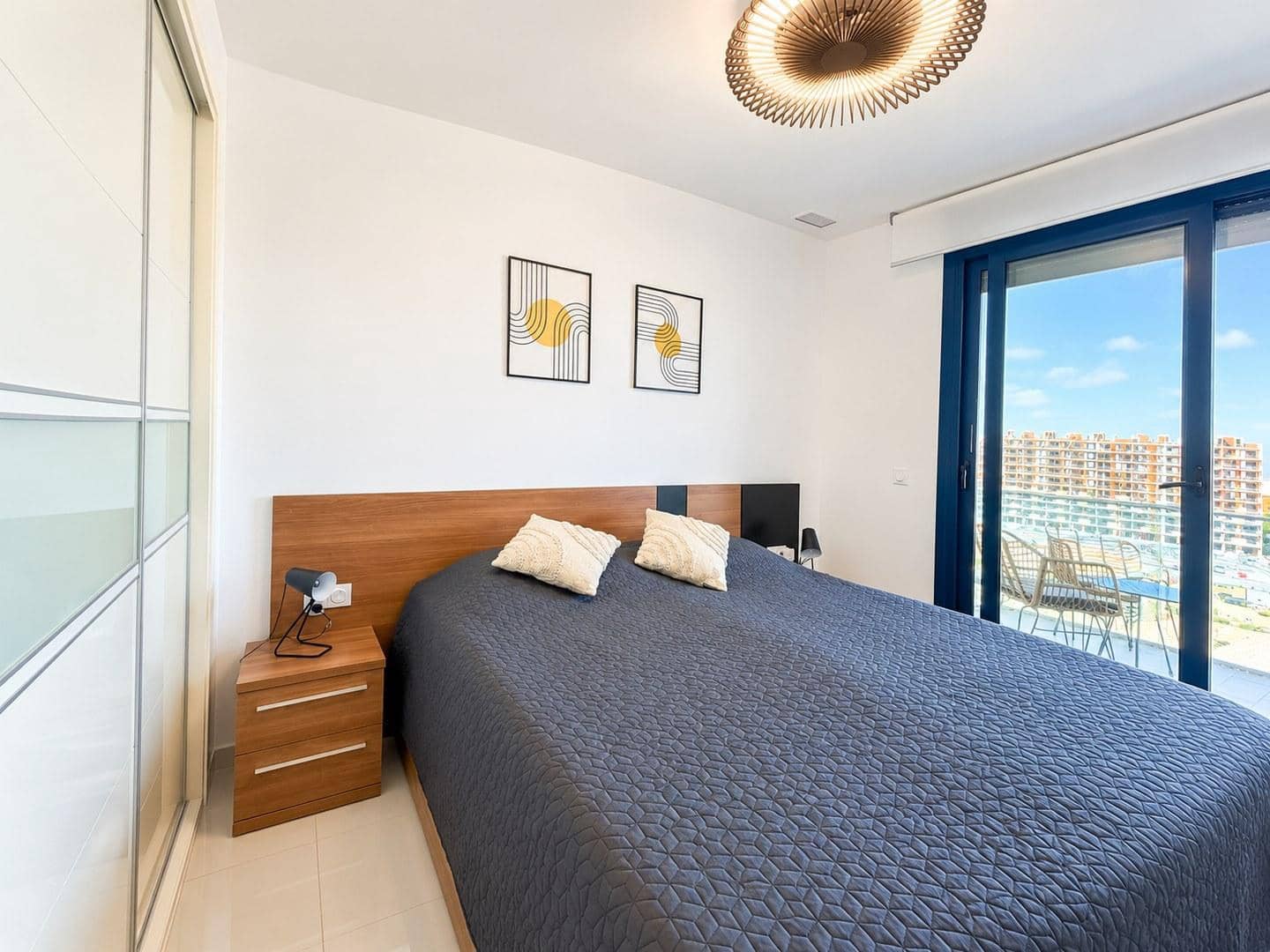 2 soveværelse Lejlighed til salg i Torrevieja med swimmingpool - € 509.990 (Ref: 10163169)