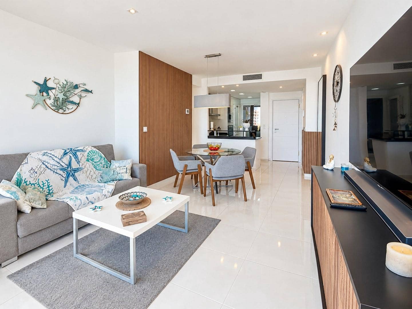 2 soveværelse Lejlighed til salg i Torrevieja med swimmingpool - € 509.990 (Ref: 10163169)