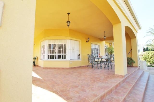 4 makuuhuone Huvila myytävänä paikassa Ciutat Jardí - Torreta Verdí, Elche / Elx - 760 000 € (Ref: 10163170)