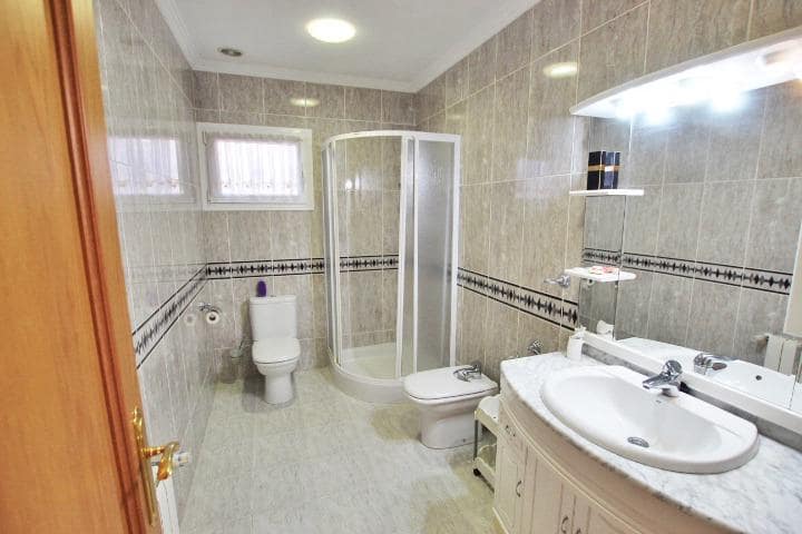 4 bedroom Villa for sale in Elche / Elx - € 760,000 (Ref: 10163170)