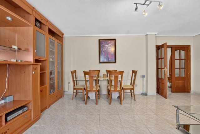 3 soveværelse Lejlighed til salg i Puerto Deportivo, Torrevieja - € 189.000 (Ref: 10163172)