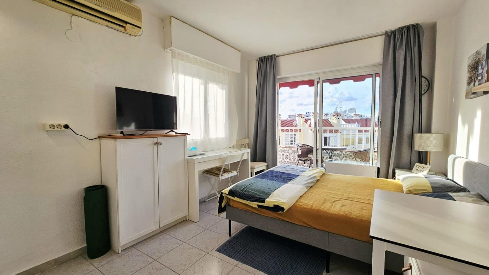 Estúdio para venda em Torrevieja com piscina - 81 900 € (Ref: 10163174)