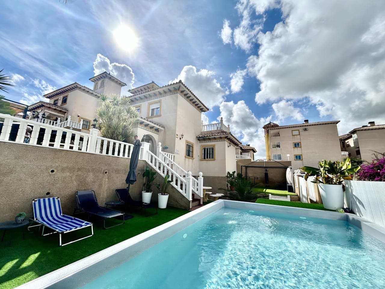 4 sypialnia Willa na sprzedaż w Villamartin z garażem - 429 900 € (Ref: 10163175)