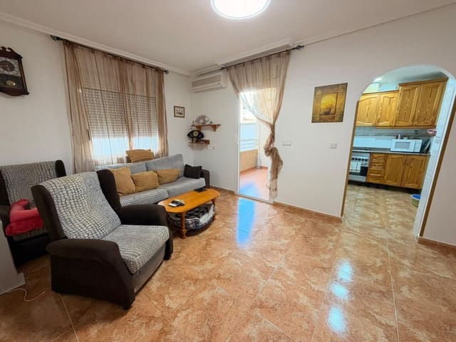2 bedroom Apartment for sale in Puerto Deportivo, Torrevieja with pool - € 139,000 (Ref: 10163178)