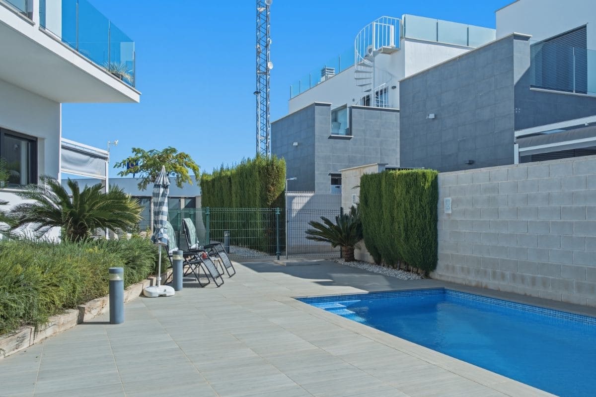 2 quarto Apartamento para venda em Orihuela com piscina garagem - 295 000 € (Ref: 10172093)