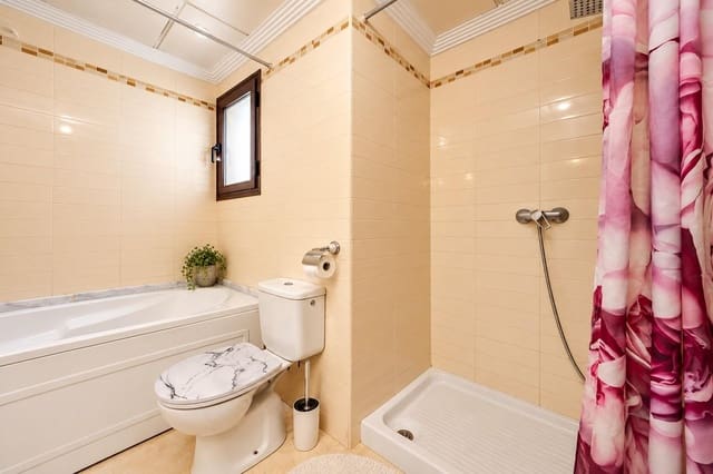 2 slaapkamer Penthouse te koop in Lomas de Campoamor - Las Ramblas, Orihuela met zwembad - € 233.000 (Ref: 10172096)