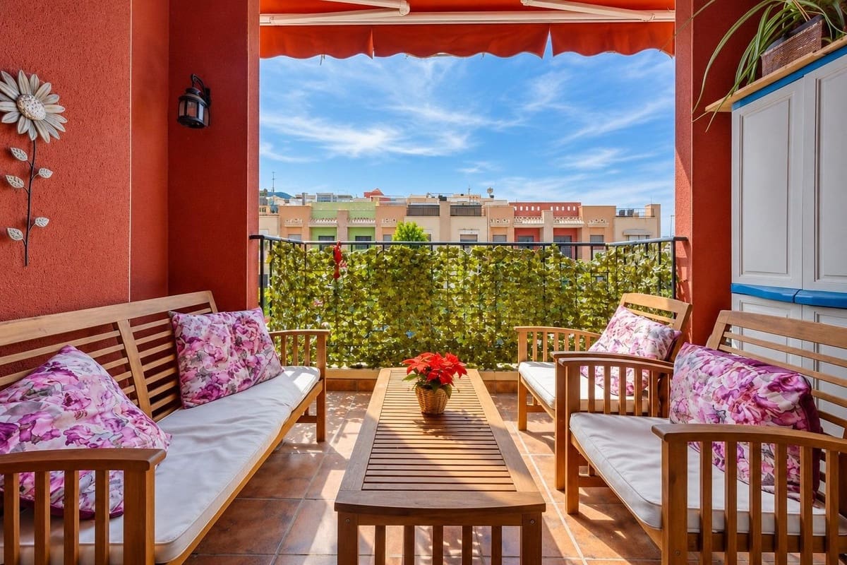 2 soverom Penthouse til salgs i Orihuela med svømmebasseng - € 233 000 (Ref: 10172096)