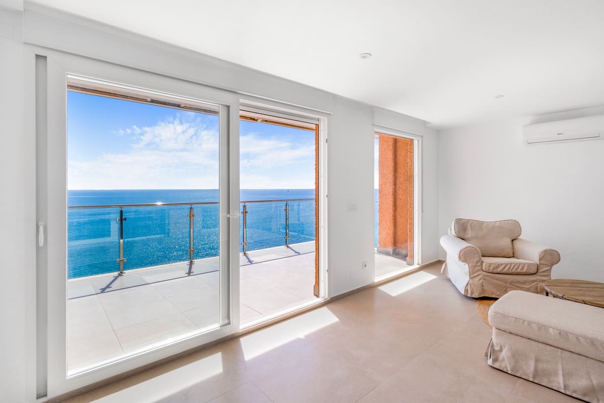 2 bedroom Penthouse for sale in Torrevieja - € 449,000 (Ref: 10174162)