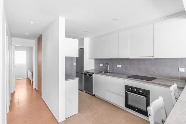 2 bedroom Penthouse for sale in Torrevieja - € 449,000 (Ref: 10174162)