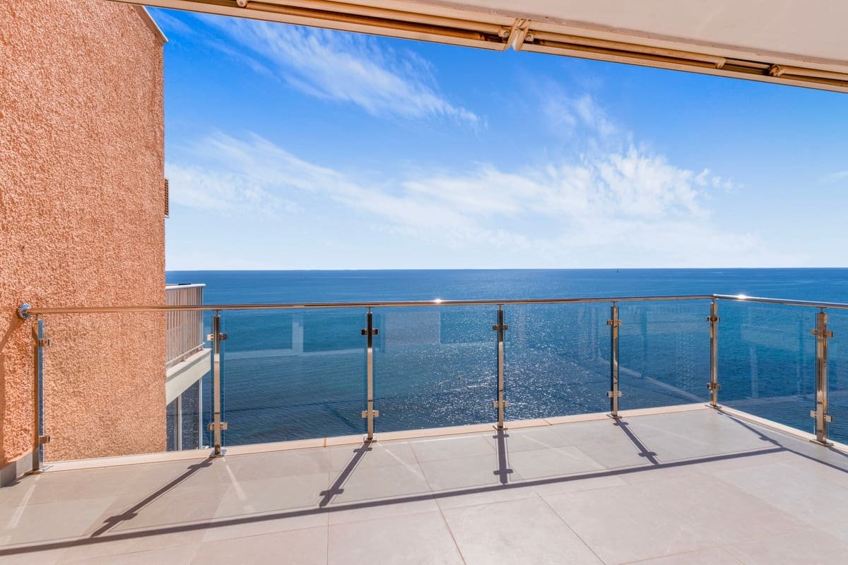 2 bedroom Penthouse for sale in Torrevieja - € 449,000 (Ref: 10174162)