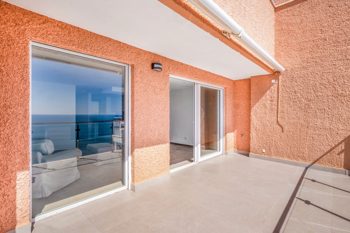 2 bedroom Penthouse for sale in Torrevieja - € 449,000 (Ref: 10174162)