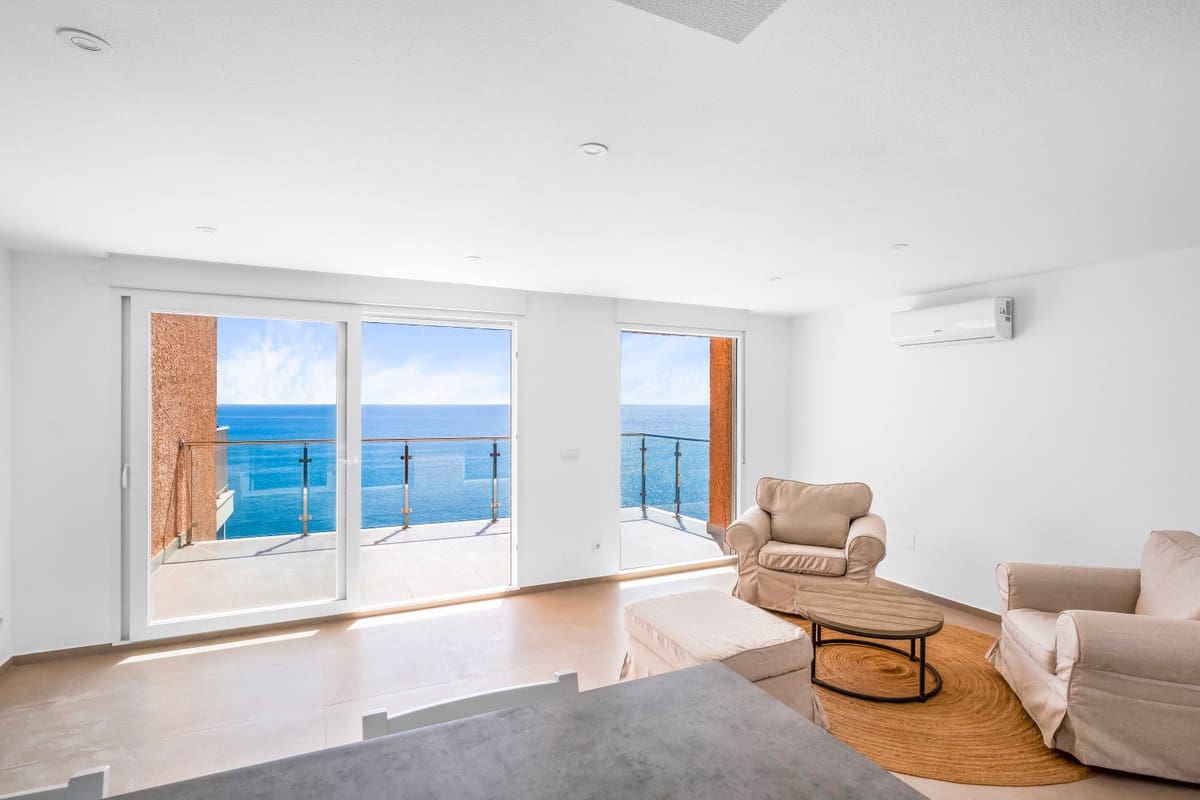2 bedroom Penthouse for sale in Torrevieja - € 449,000 (Ref: 10174162)