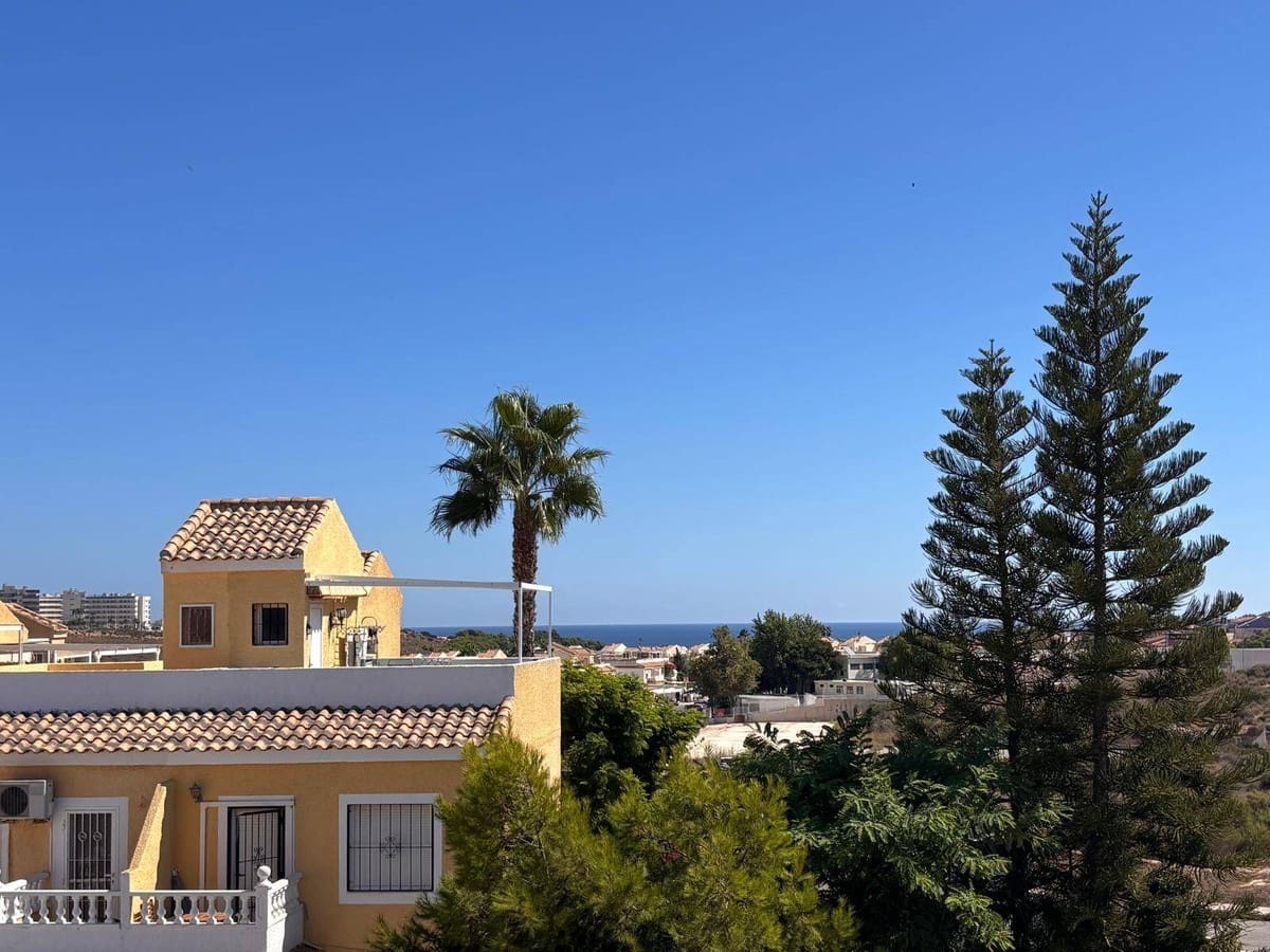 3 soveværelse Byhus til salg i Santa Pola - € 260.000 (Ref: 10174166)