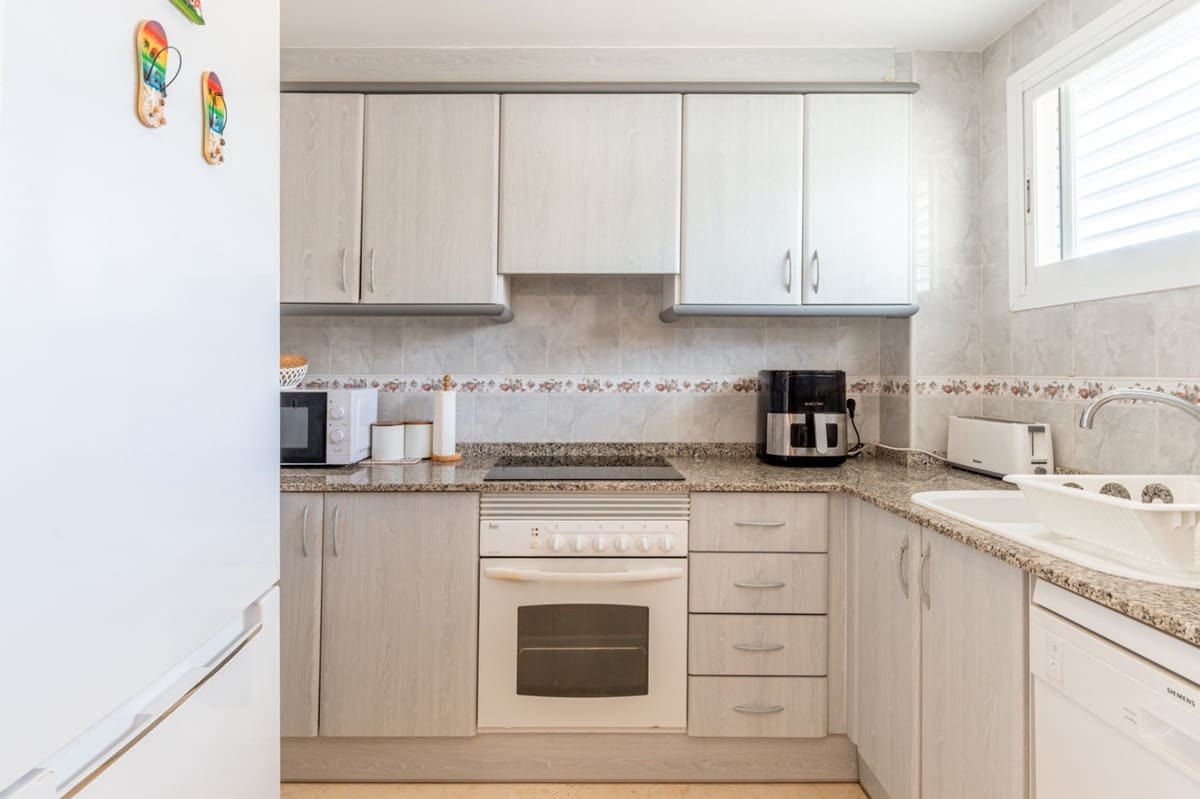 2 bedroom Apartment for sale in Calpe / Calp with pool garage - € 387,000 (Ref: 10174169)