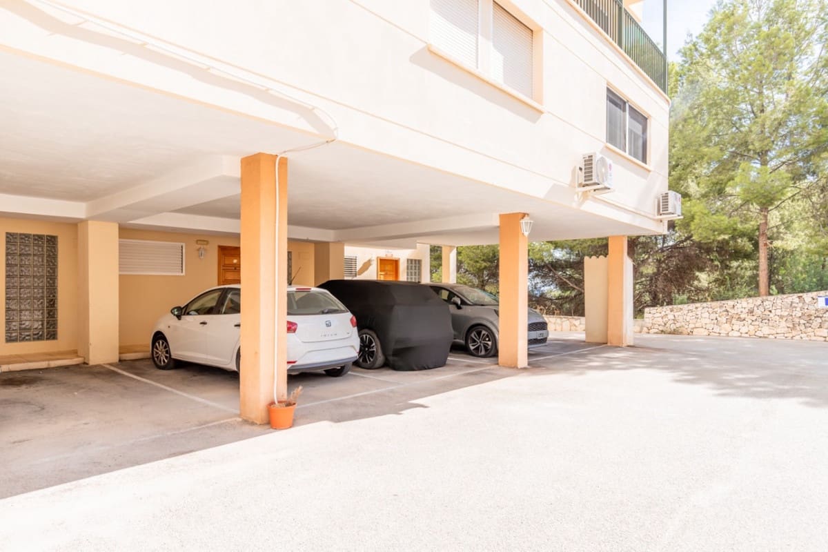 2 bedroom Apartment for sale in Calpe / Calp with pool garage - € 387,000 (Ref: 10174169)