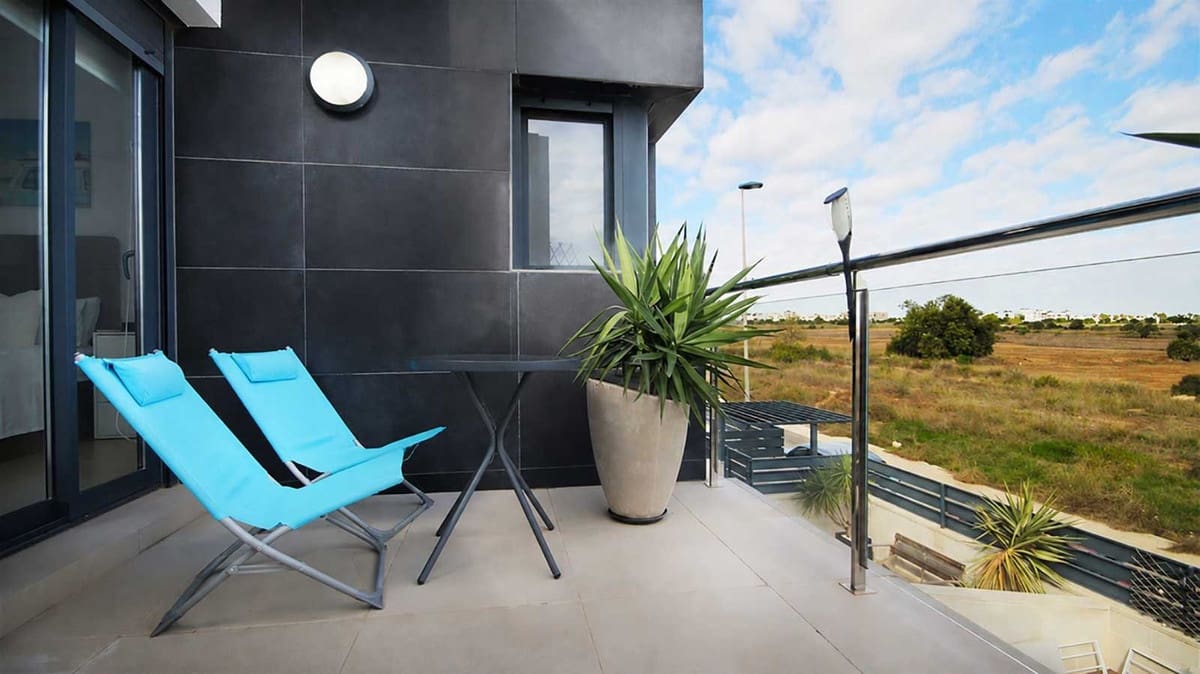 3 soveværelse Byhus til salg i Orihuela med swimmingpool garage - € 395.000 (Ref: 10174171)