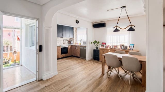 2 slaapkamer Huis te koop in Torre de la Horadada, Pilar de la Horadada met zwembad garage - € 239.000 (Ref: 10184939)