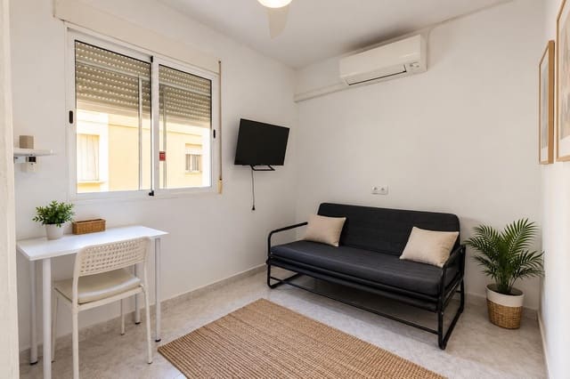 2 soveværelse Bungalow til salg i El Chaparral, Torrevieja med swimmingpool - € 135.000 (Ref: 10184953)