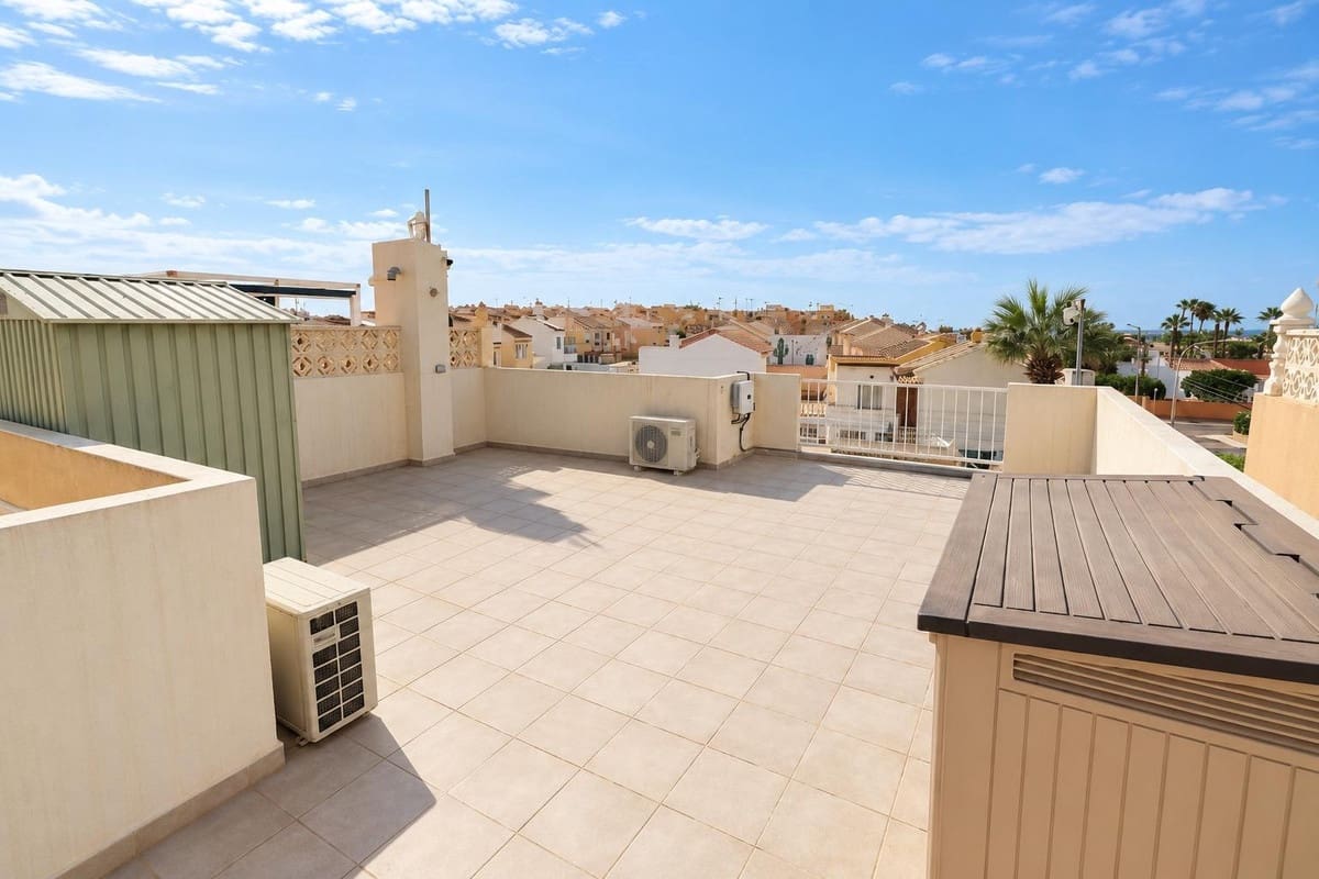 2 camera da letto Bungalow in vendita in Torrevieja con piscina - 135.000 € (Rif: 10184953)