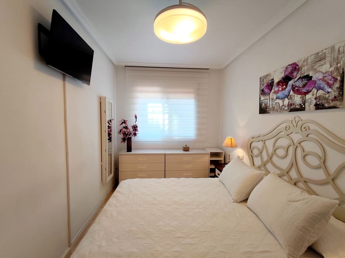 2 soverom Leilighet til salgs i Los Narejos med svømmebasseng garasje - € 179 900 (Ref: 10184956)
