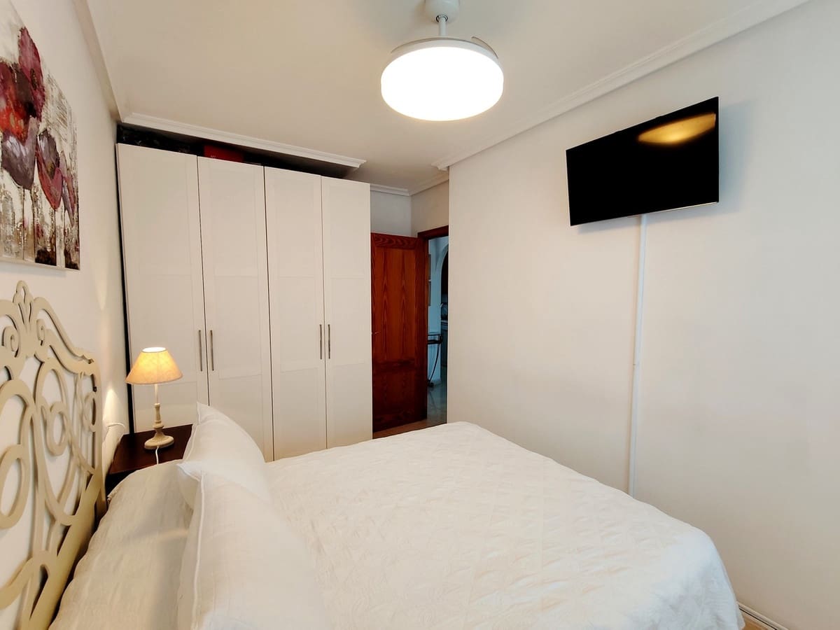 2 soverom Leilighet til salgs i Los Narejos med svømmebasseng garasje - € 179 900 (Ref: 10184956)