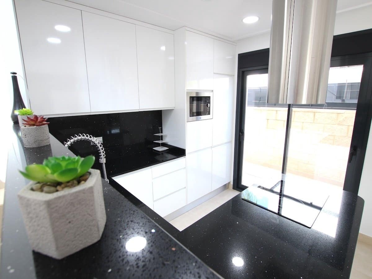 3 bedroom Villa for sale in Benijofar with pool garage - € 389,000 (Ref: 10184968)