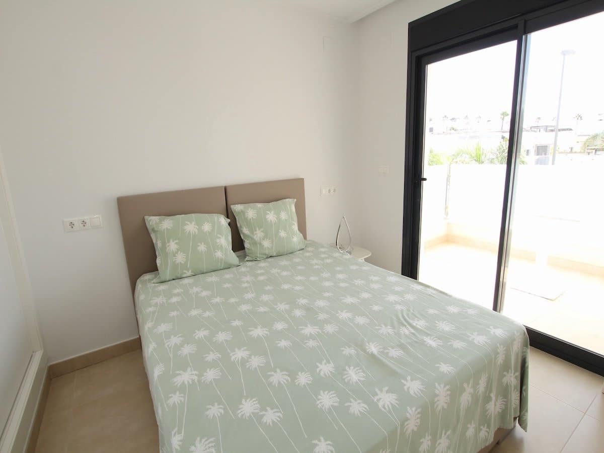 3 bedroom Villa for sale in Benijofar with pool garage - € 389,000 (Ref: 10184968)