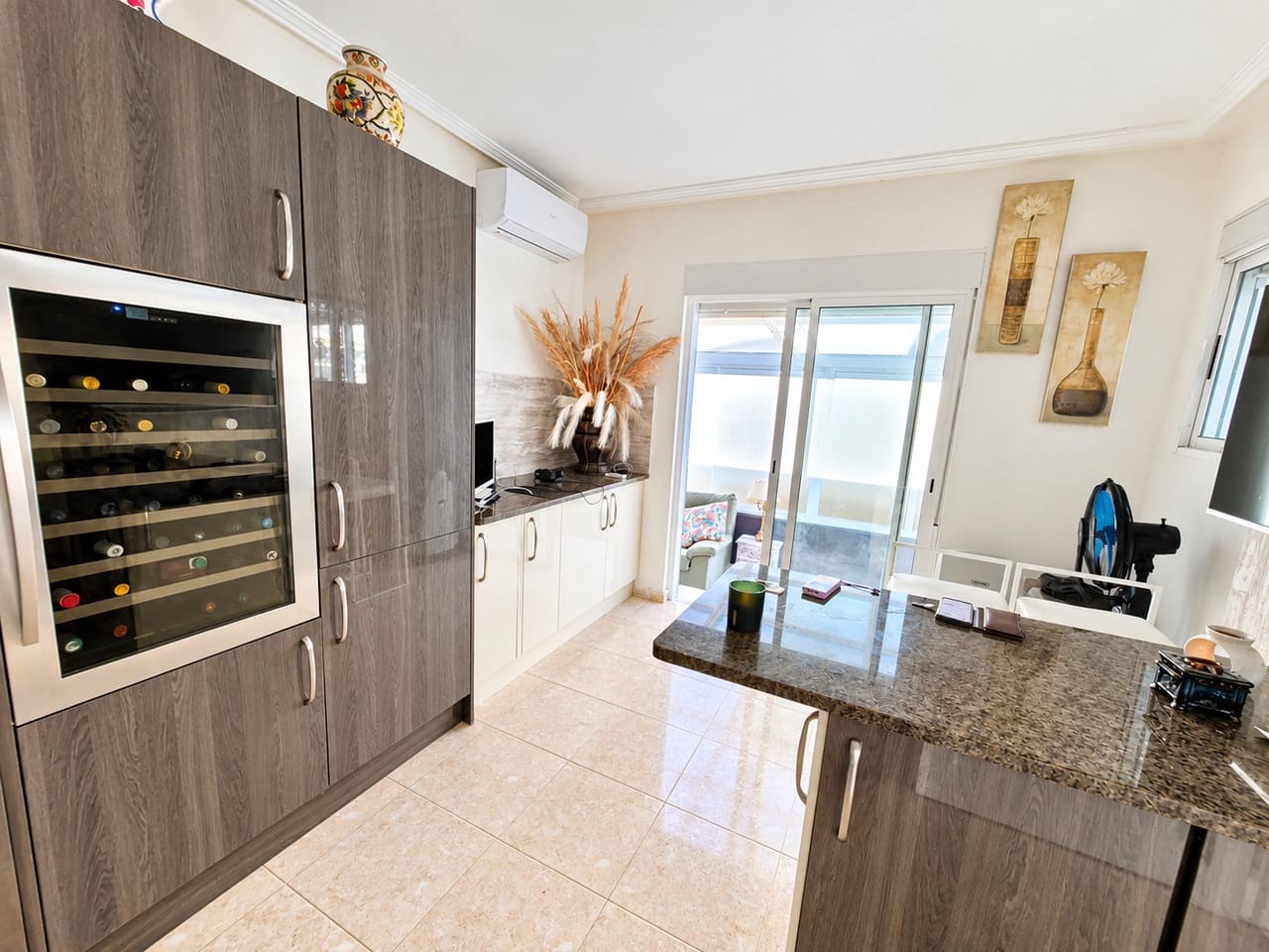 Pareado de 3 habitaciones en La Zenia en venta con piscina garaje - 284.950 € (Ref: 10184974)
