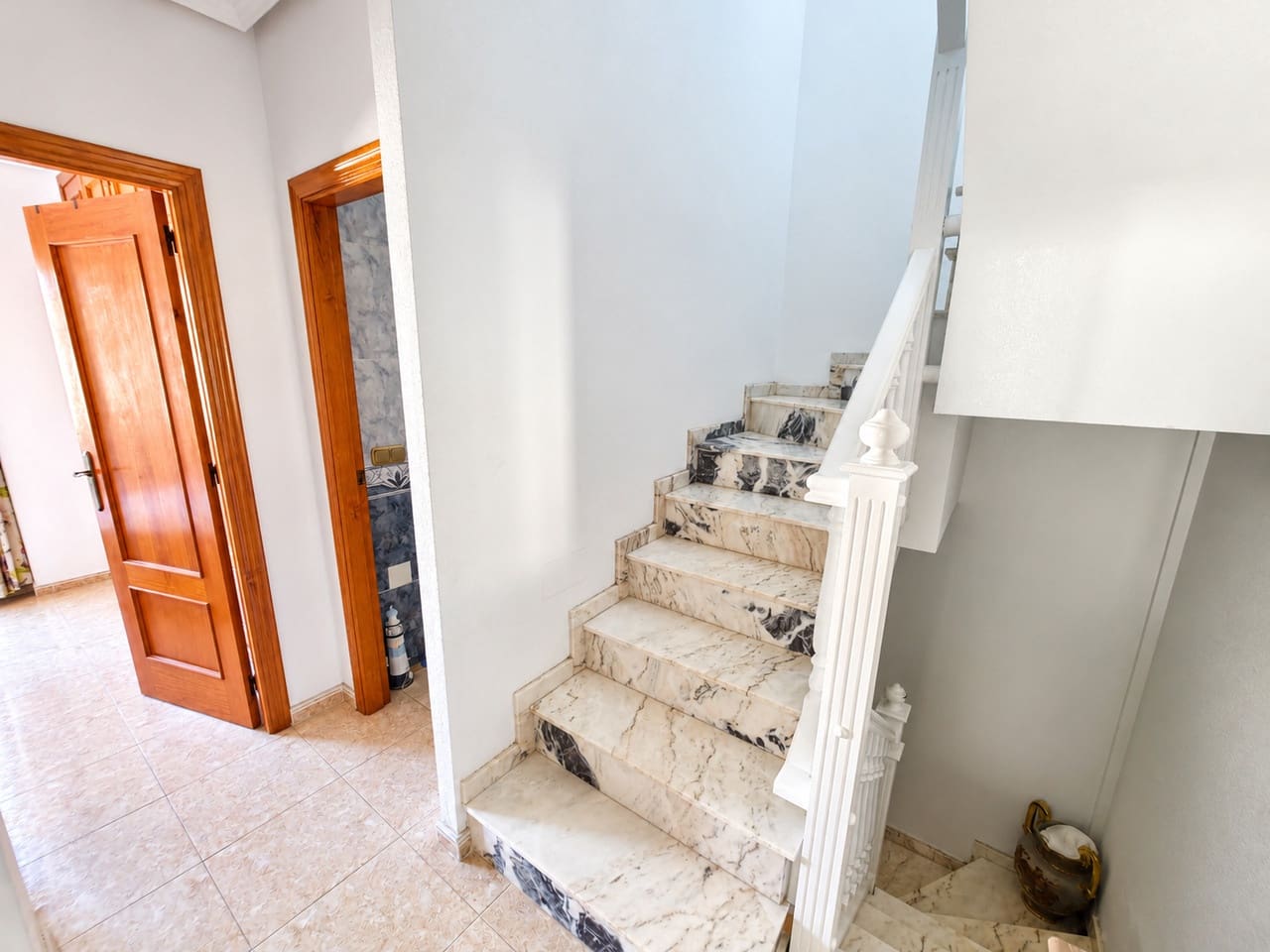 Pareado de 3 habitaciones en La Zenia en venta con piscina garaje - 284.950 € (Ref: 10184974)