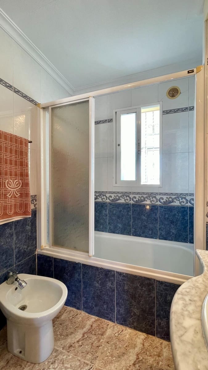 5 bedroom Townhouse for sale in La Regia, Orihuela with pool garage €