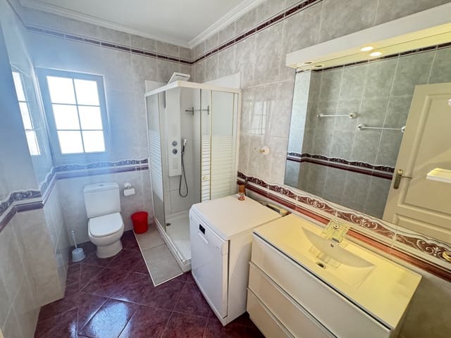 3 soveværelse Villa til salg i San Miguel de Salinas med swimmingpool - € 345.000 (Ref: 8535469)