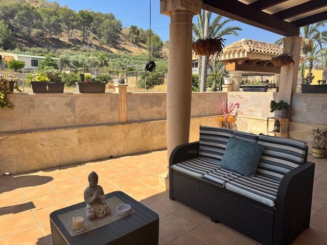 4 bedroom Townhouse for sale in Bigastro - € 294,000 (Ref: 9107234)
