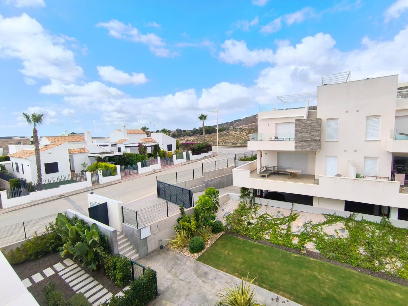 2 makuuhuone Huoneisto myytävänä paikassa Algorfa mukana uima-altaan 
autotalli - 279 950 € (Ref: 9153042)