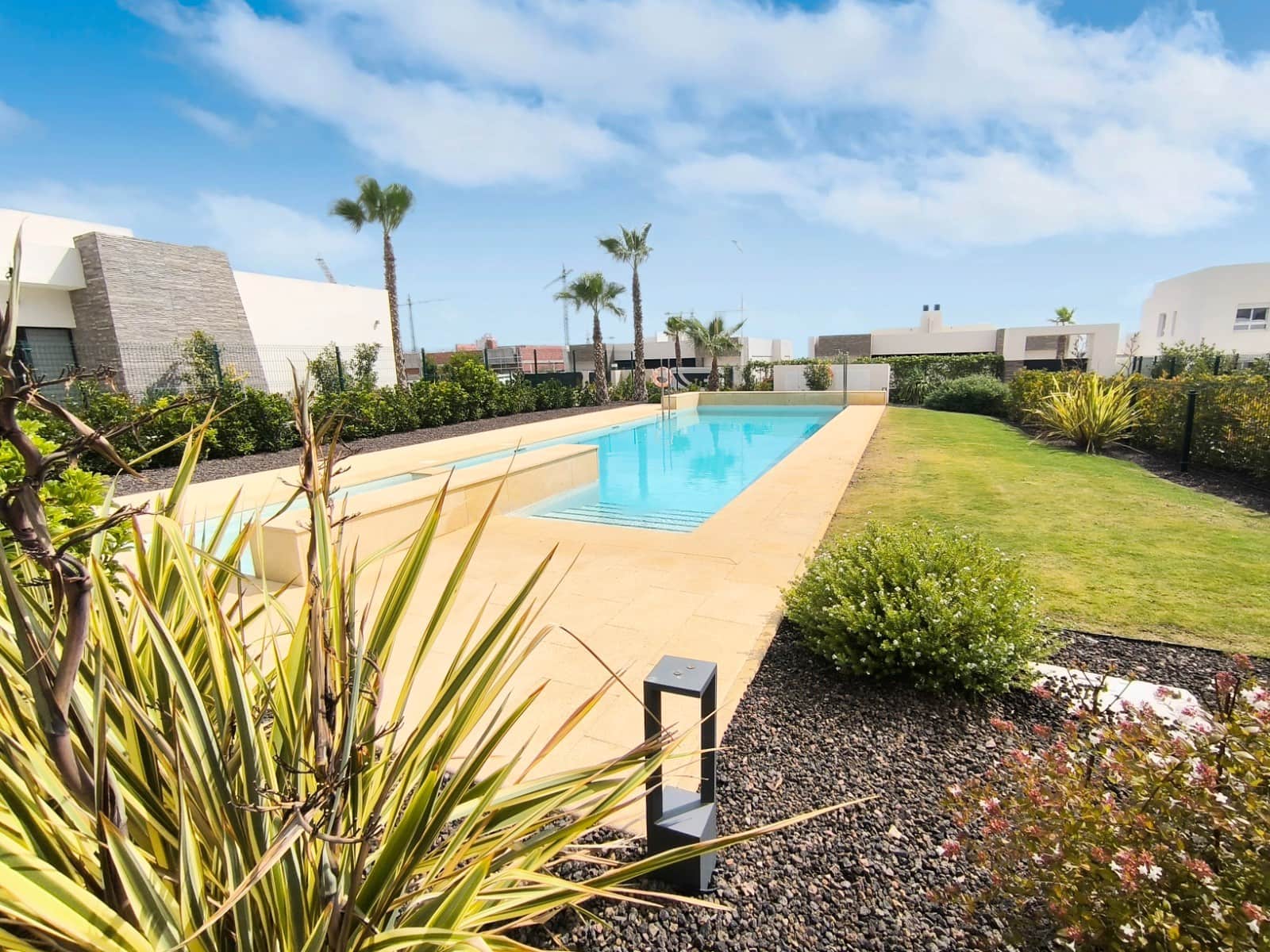 2 makuuhuone Huoneisto myytävänä paikassa Algorfa mukana uima-altaan 
autotalli - 279 950 € (Ref: 9153042)