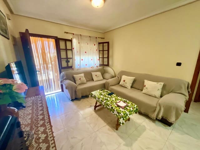 2 bedroom Bungalow for sale in Torreblanca, Torrevieja with pool - € 159,000 (Ref: 9153048)