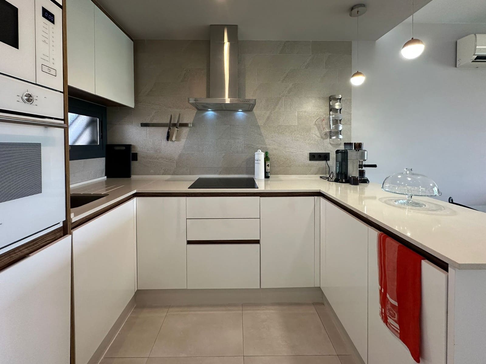 3 soverom Leilighet til salgs i Guardamar del Segura med svømmebasseng garasje - € 299 000 (Ref: 9153062)