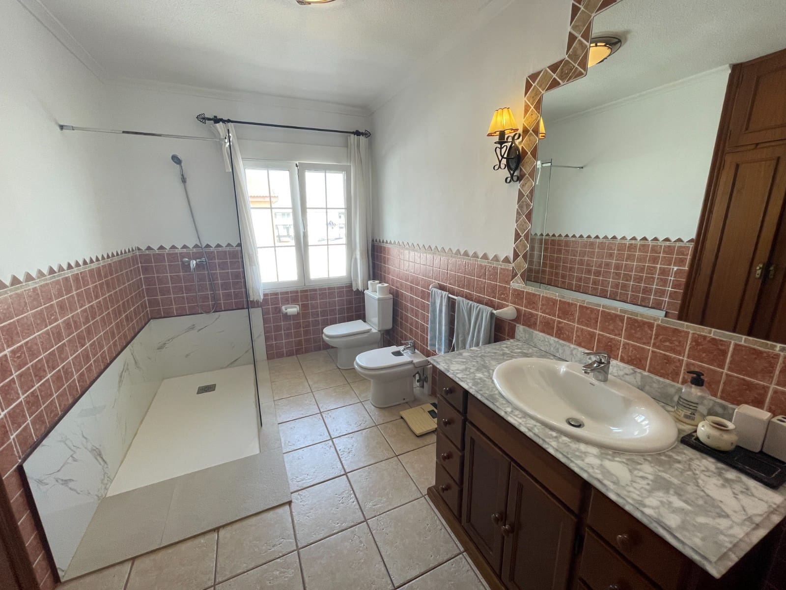 6 bedroom Villa for sale in Benijofar - € 416,000 (Ref: 9172697)