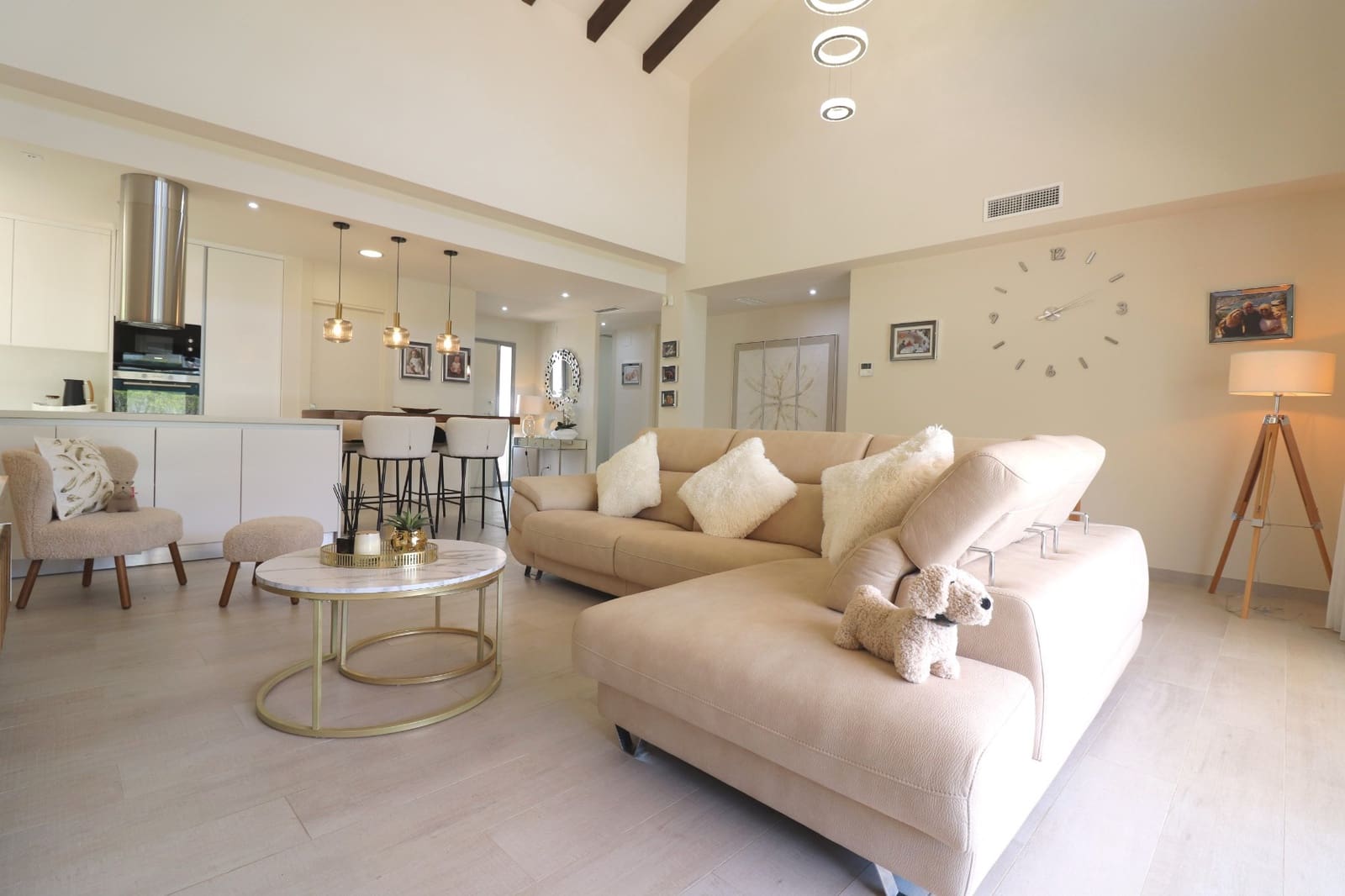 3 sypialnia Willa na sprzedaż w Algorfa z basenem garażem - 595 000 € (Ref: 9172699)