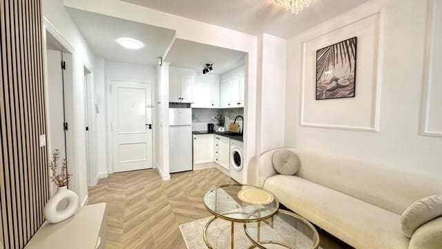 2 makuuhuone Huoneisto myytävänä paikassa Parque de las Naciones, Torrevieja mukana uima-altaan - 165 000 € (Ref: 9172727)