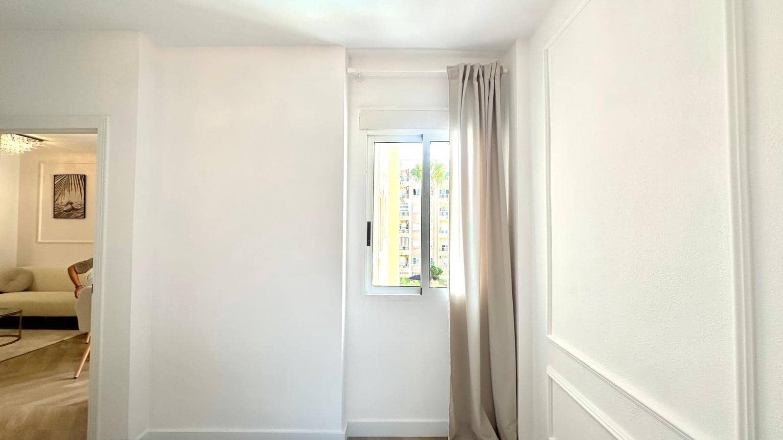 2 makuuhuone Huoneisto myytävänä paikassa Torrevieja mukana uima-altaan - 165 000 € (Ref: 9172727)